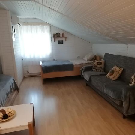 Garden Chalet Daugavpils Eksteriør bilde